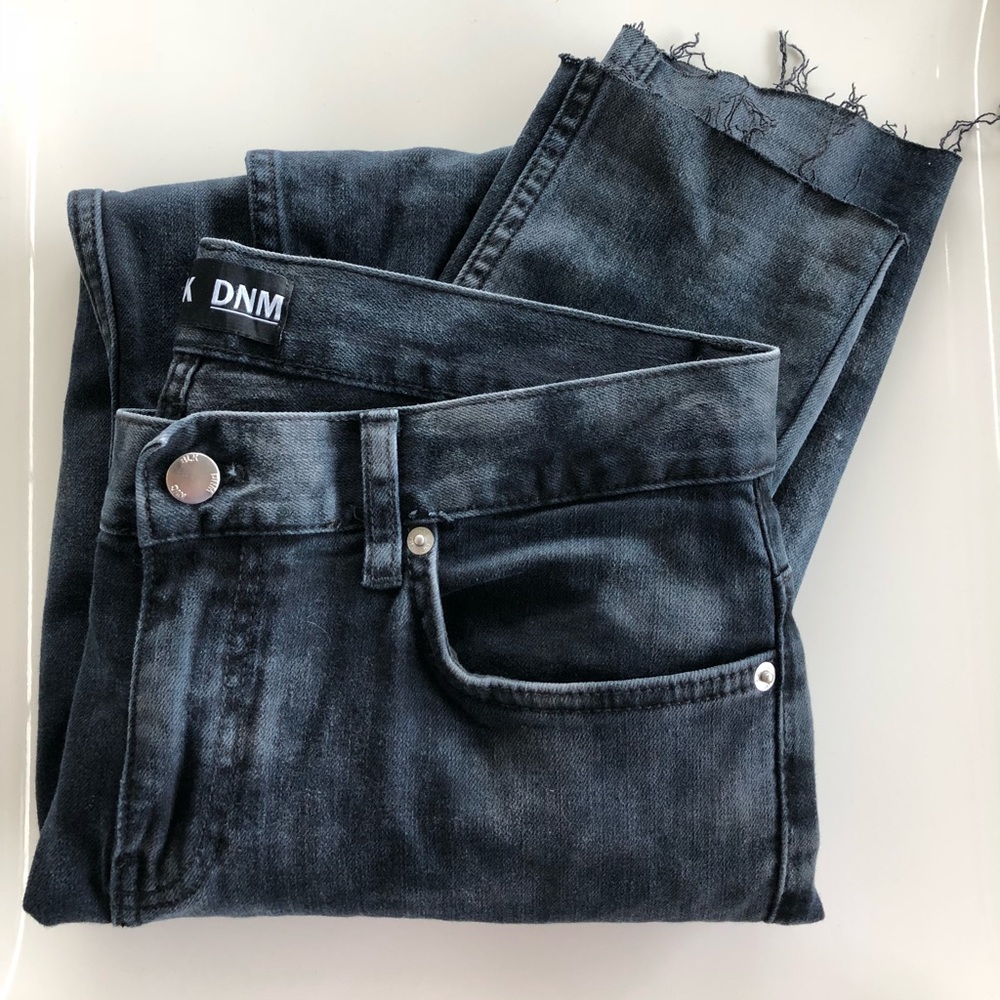 BLK DNM cropped denim size 31 jeans